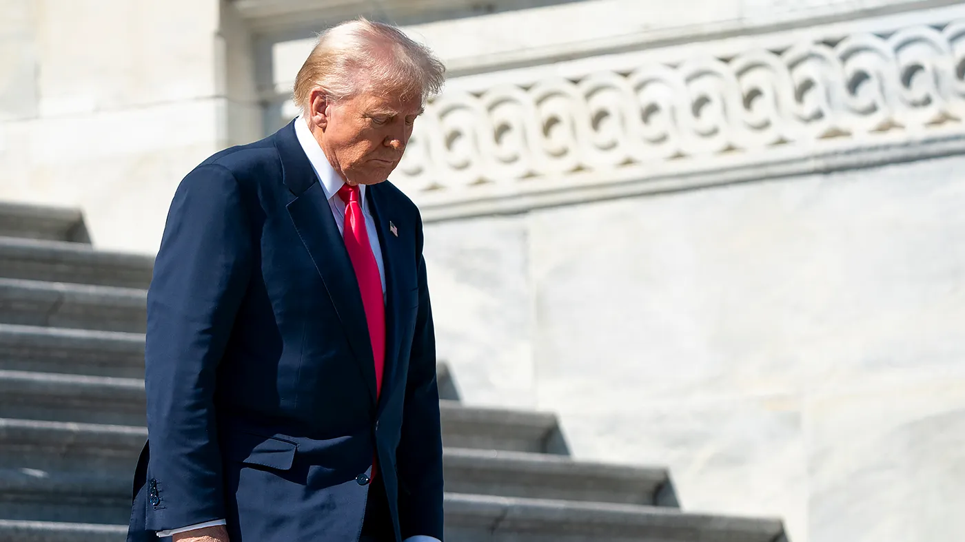 trumpdonald_031225gn12_w