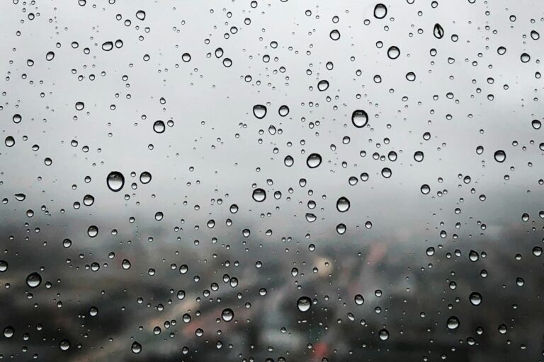 lluvias-chubascos-alerta-amarilla-naranja-roja