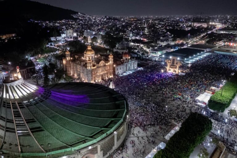 Millones de fieles desbordan fe en la Basílica de Guadalupe